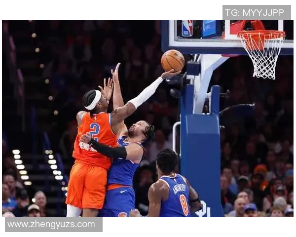 雷霆队与尼克斯队精彩对决瞬间回顾及赛场图片分享