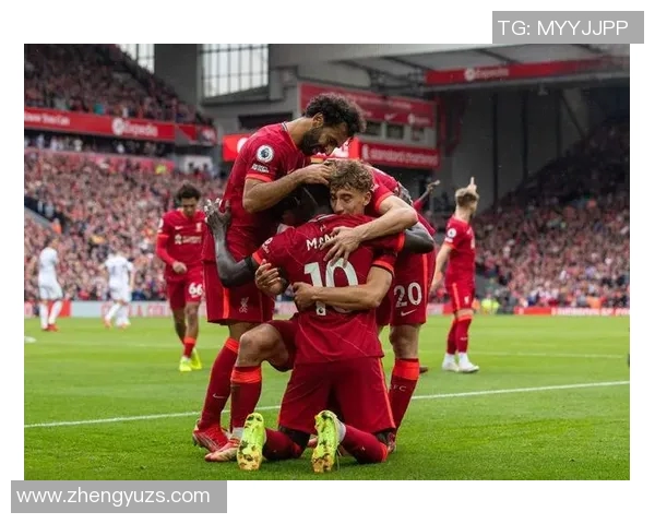 努涅斯在赛场上的崛起与挑战分析：从新星到顶级前锋的蜕变之路